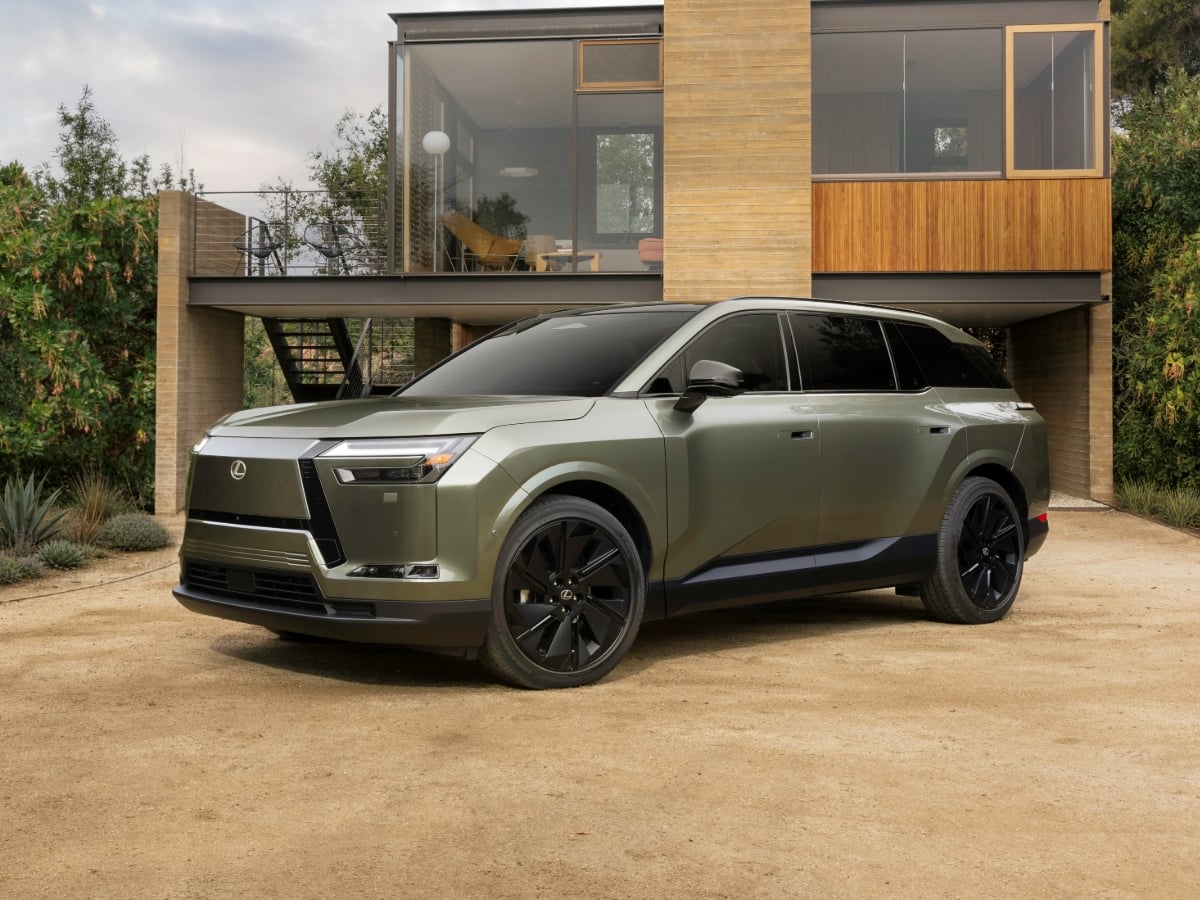 Aston Martin DBX Model Years | Aston Martin DBX Model Year History
